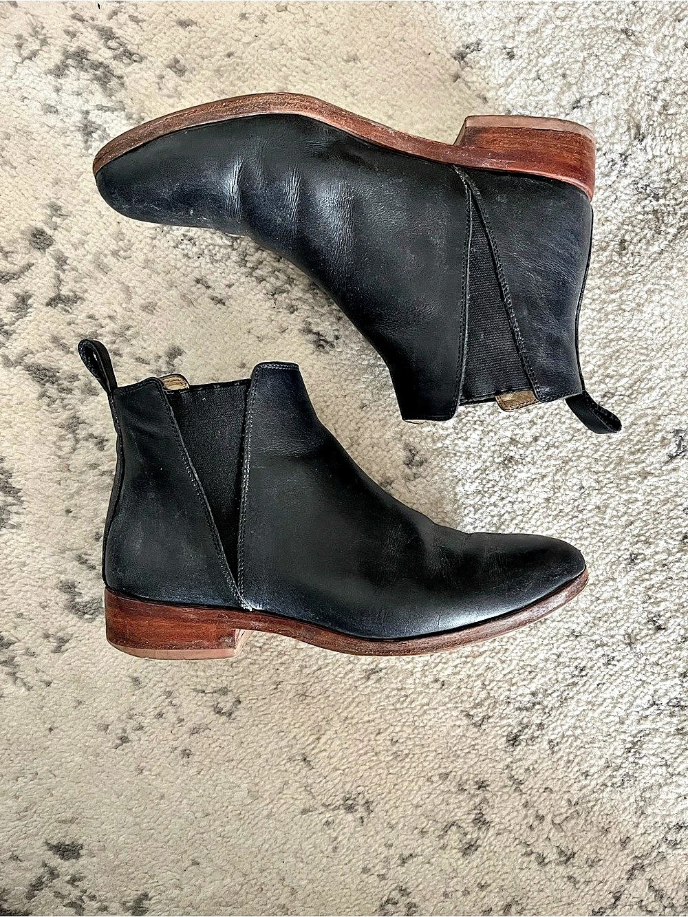 Nisolo Black & Brown Leather Chelsea Ankle Boots